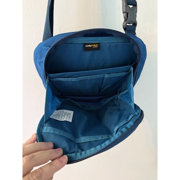 Mystery Ranch Crossbody Bag Blue Adjustable Strap Buckle Closure Hiking Bag - Picture 6 of 8